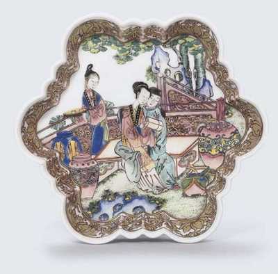 YONGZHENG (1723-35) A FAMILLE ROSE HEXAFOIL TEAPOT-STAND